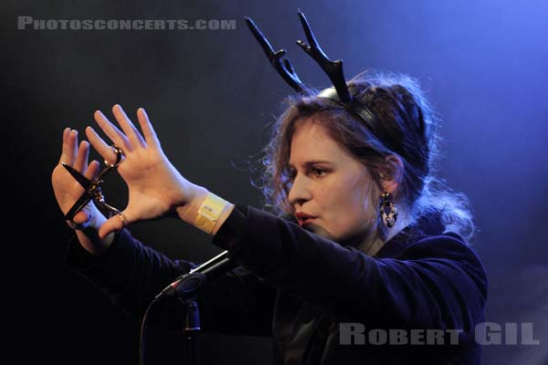 CHRISTINE AND THE QUEENS - 2011-12-15 - PARIS - La Maroquinerie - 